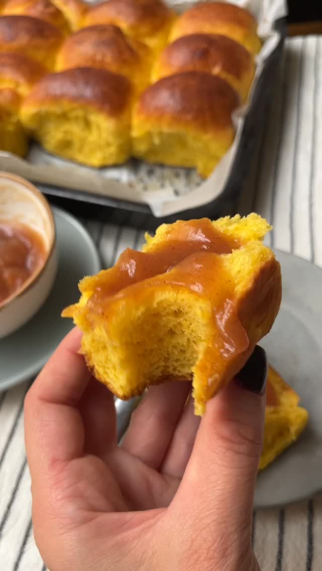 Pumpkin Dinner Rolls 🍂 - DAIRY FREE -
(Thanksgiving mini series #2)

I made these last weekend and immediately knew they were going into the Thanksgiving Newsletter! Soft. Slightly sweet. Perfect for the holidays. And *dairy-free*. No butter - but still fluffy inside.

Recipe will get into your inbox later today, if you’d like to join my Substack free subscription the link is below:

https://myitalianflavor.substack.com/?utm_campaign=profile_chips

#calmfluencer #myitalianflavors #italianfoodblogger #italianrecipes #slowlivingforlife #tasteofhome #foodtographyschool #thanksgiving #thanksgivingdinner #dinnerrolls #bakebakebake #thefeedfeedbaking #food52gram #food52baking #homebakingisthebest